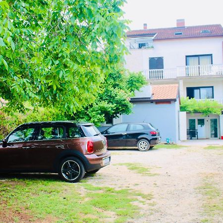 Lili Apartment Умаг Екстериор снимка